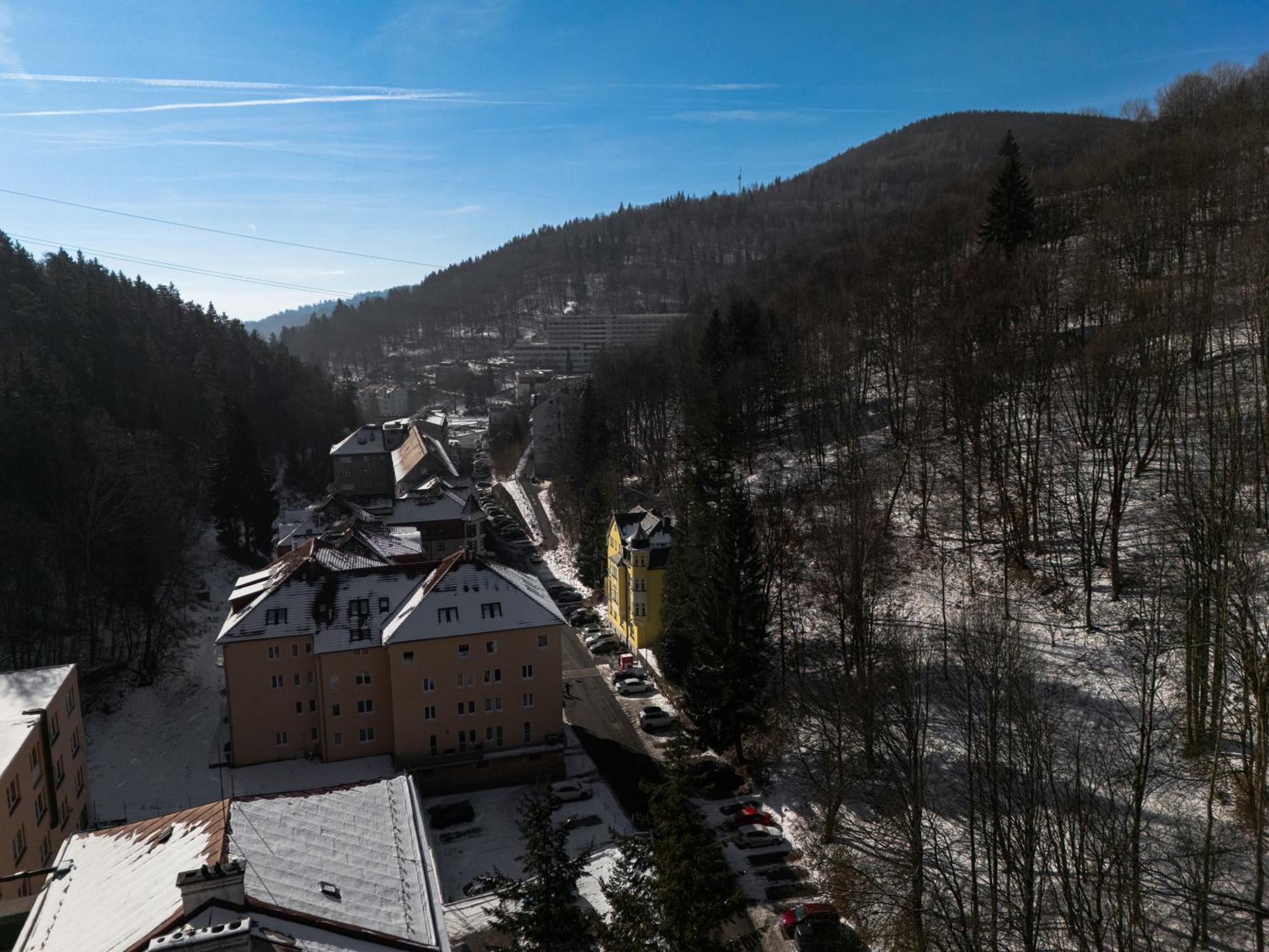 Hotel Vera Jachymov Exterior photo